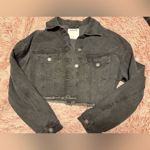 Black cropped jean jacket
